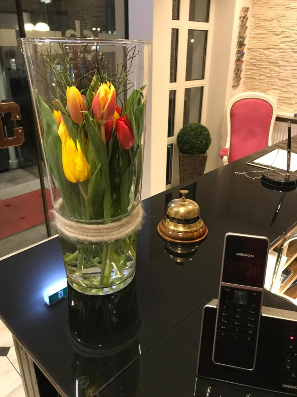 City Hotel Липщат Екстериор снимка